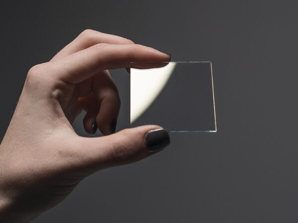 ITO (Indium Tin Oxide) recubierto de vidrio - 50mm x 50mm