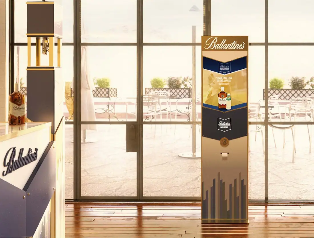 Grabadora láser para evento corporativo de Ballantines afternoon